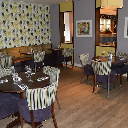 Hotel Premier Dublin Airport 3*