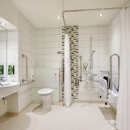 Hotel Premier Dublin Airport 3*
