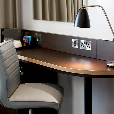 Premier Dublin Airport 3*