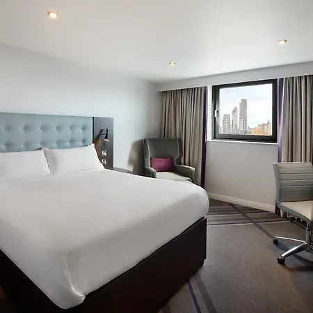 Premier Dublin Airport Hotel