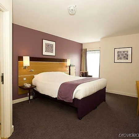 Premier Dublin Airport 3* Swords