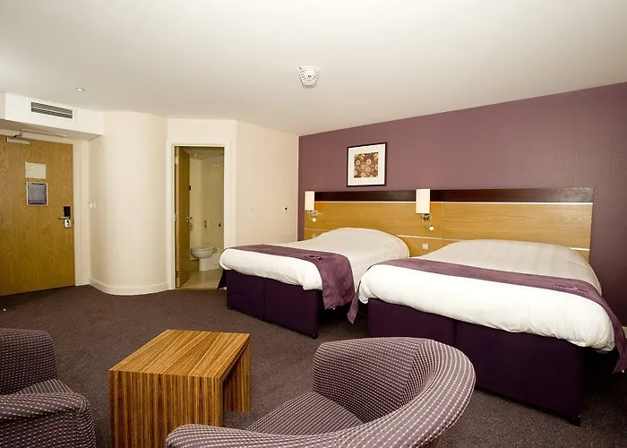 Premier Dublin Airport Szálloda 3*