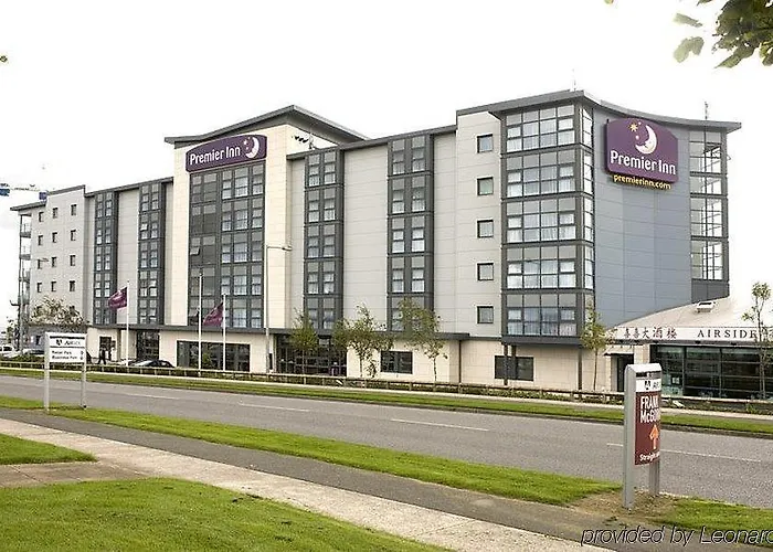 Premier Dublin Airport Szálloda 3*